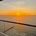 Beautiful . Incredible Ocean Views, Morros City