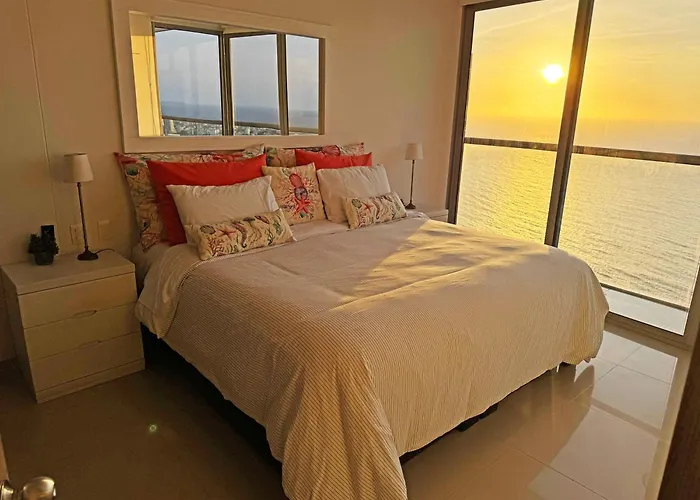 Beautiful . Incredible Ocean Views, Morros City